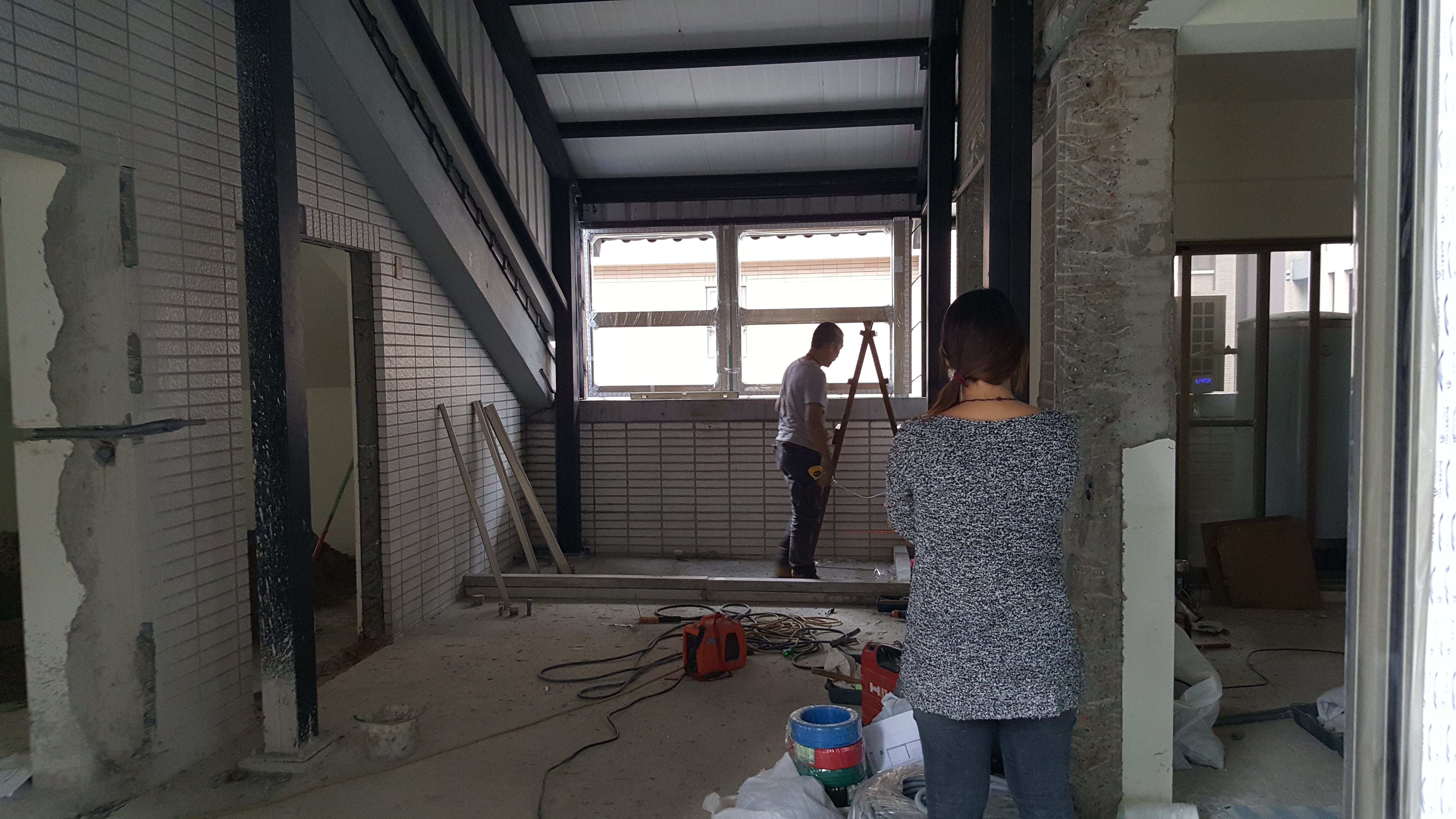 新北市新莊住家落地鋁門窗施工