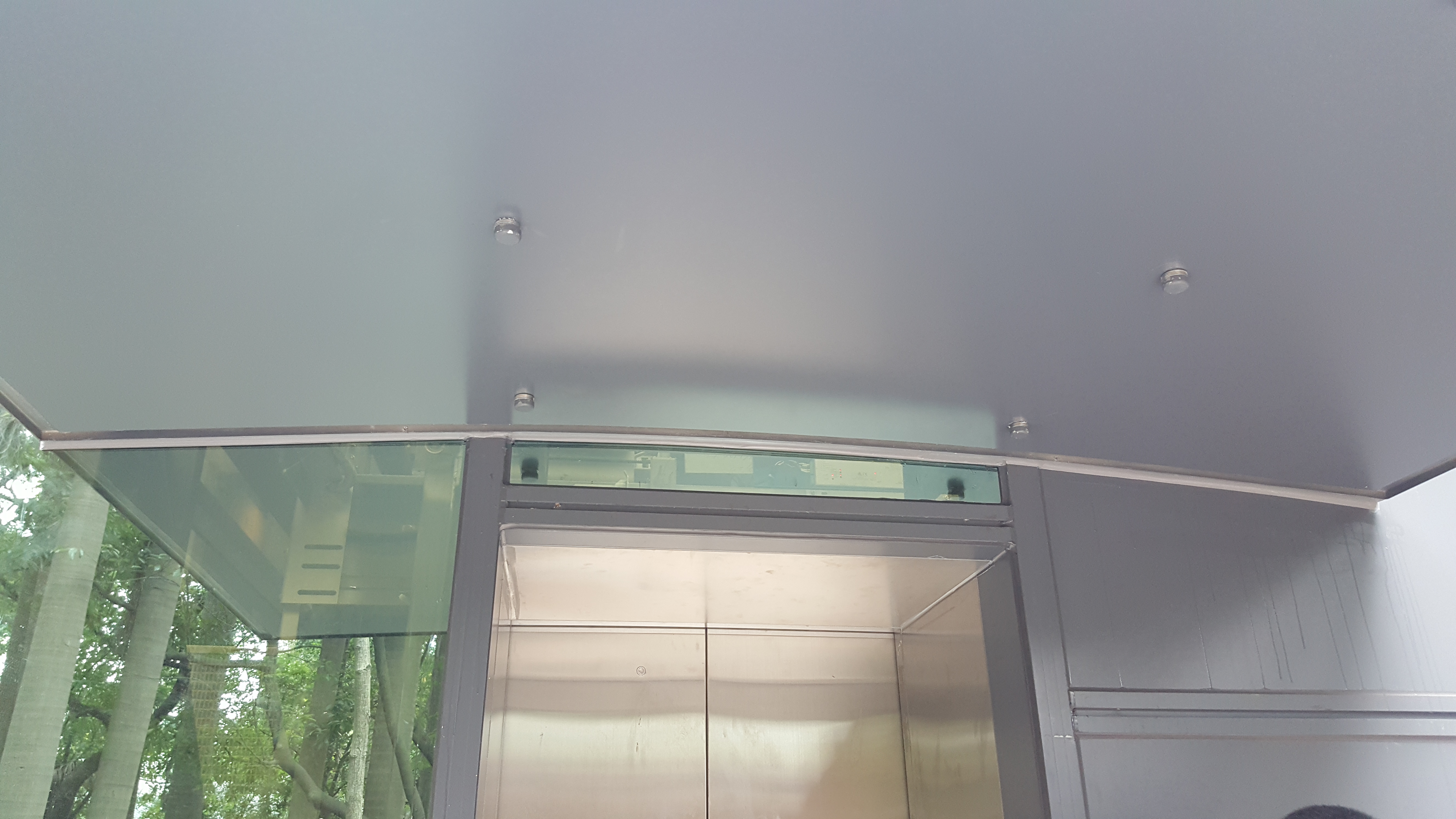 台北市電梯金屬面板施工