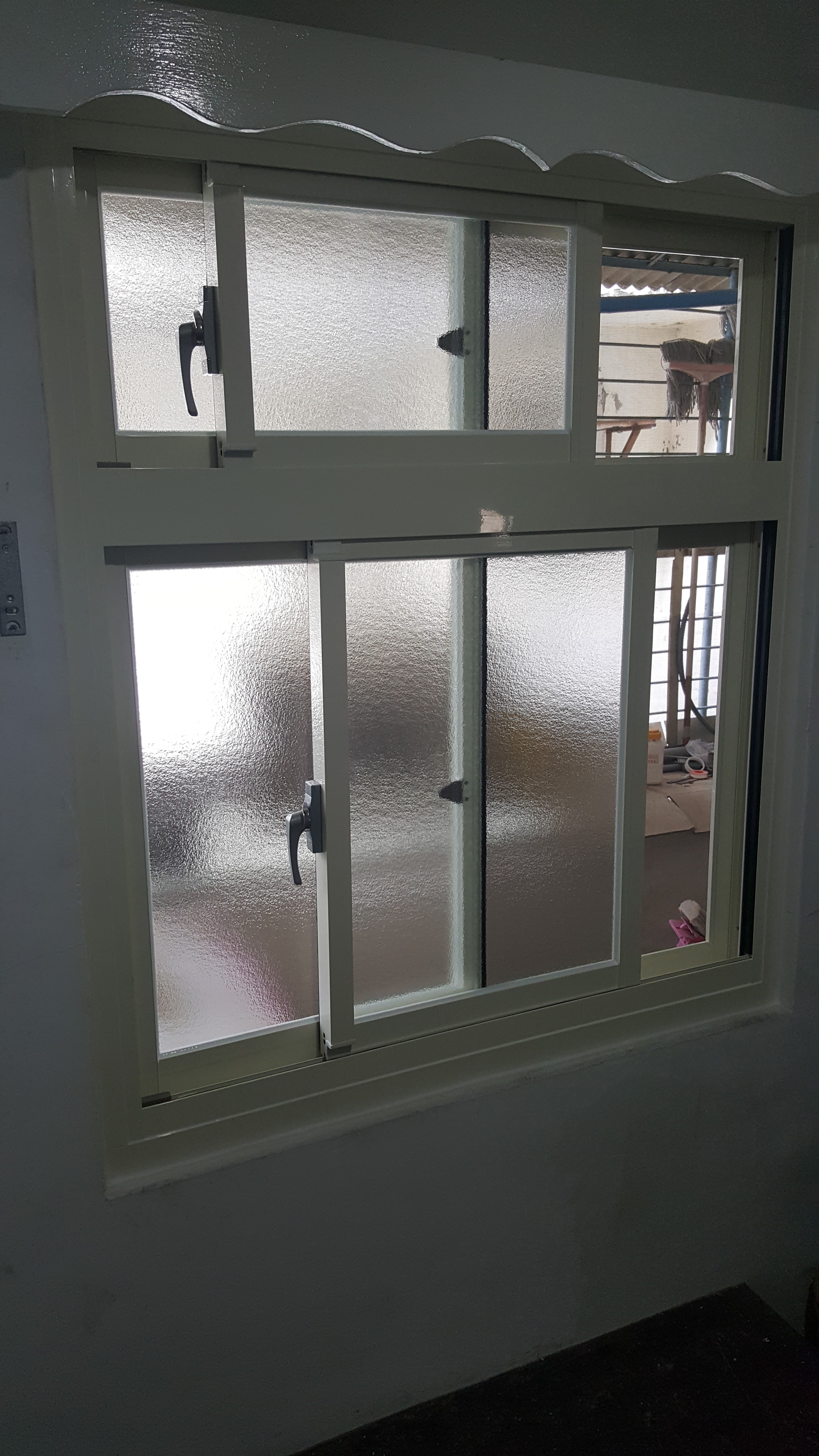 台北市信義區鋁門窗