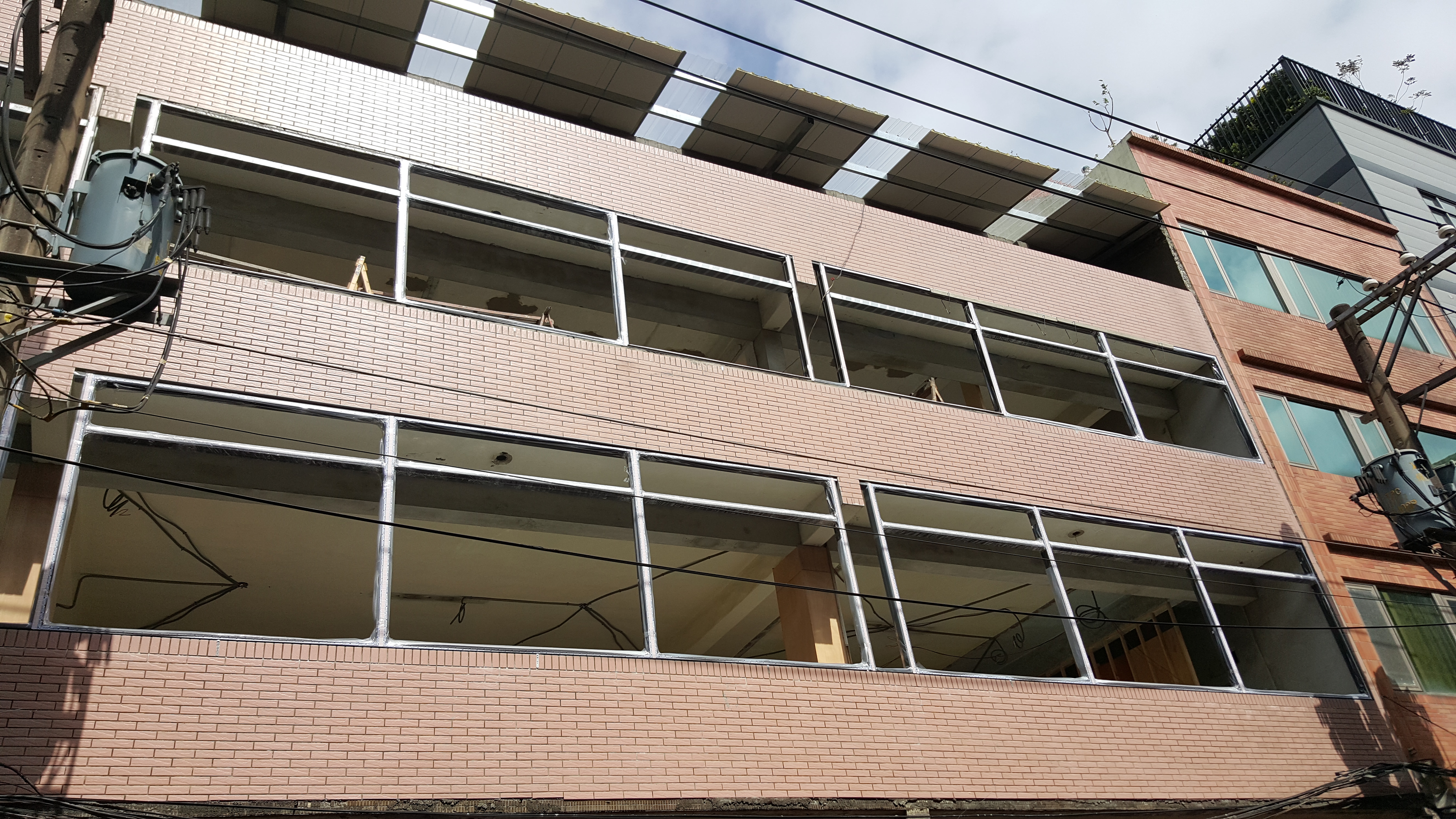 新莊住家鋁門窗施工