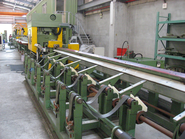 耕達不銹鋼－機械設備