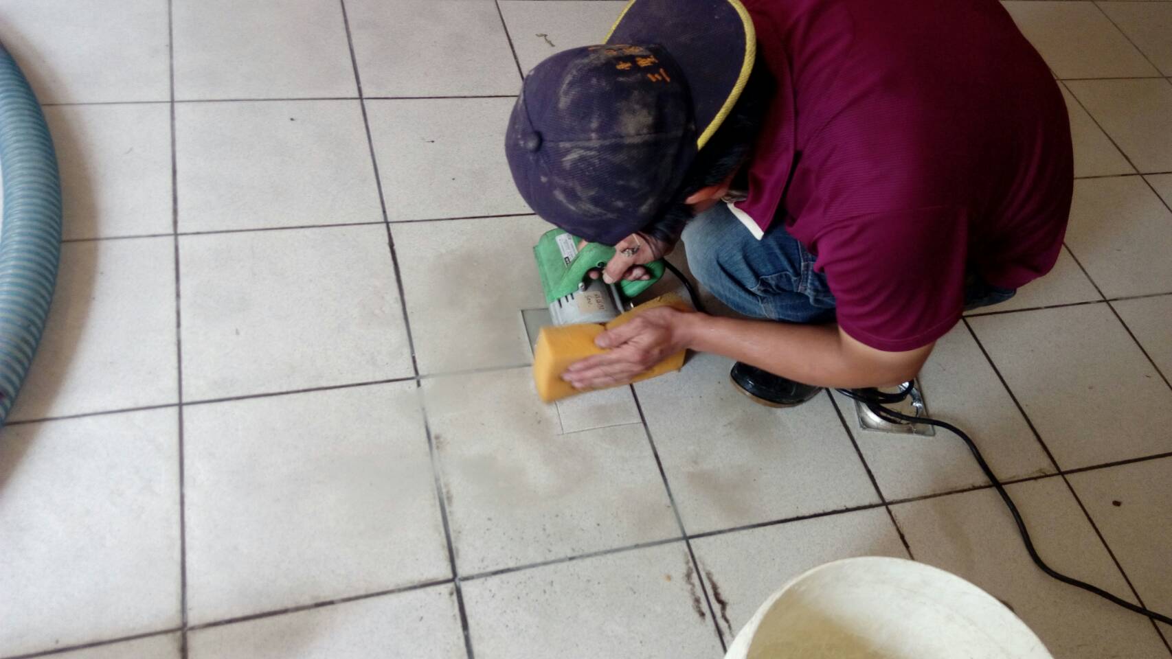 化糞池堵塞加開抽取口施作