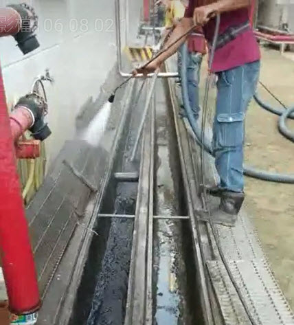 台南一好三包通公司-清除水溝淤泥