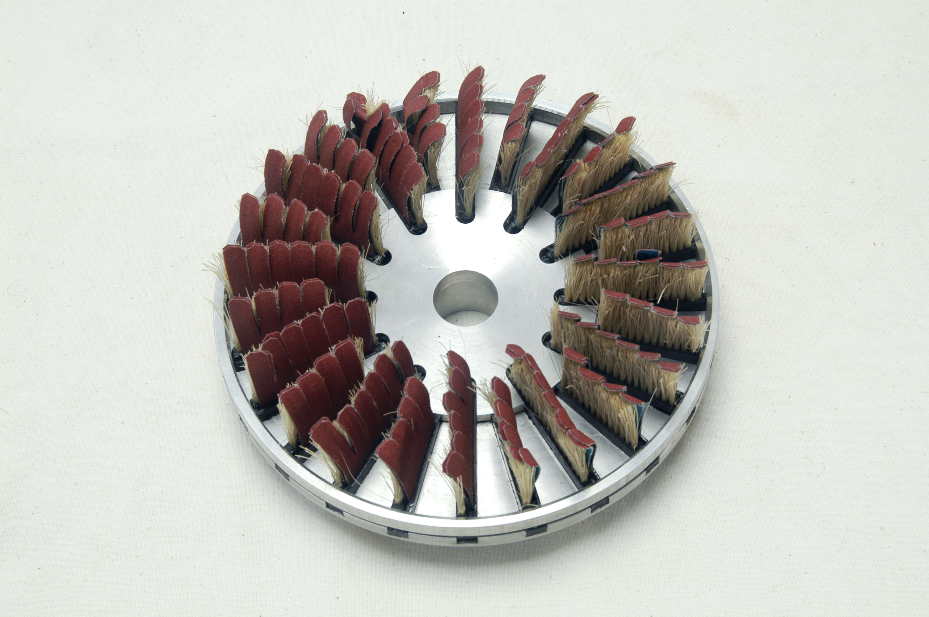 插銷式砂布棕輪