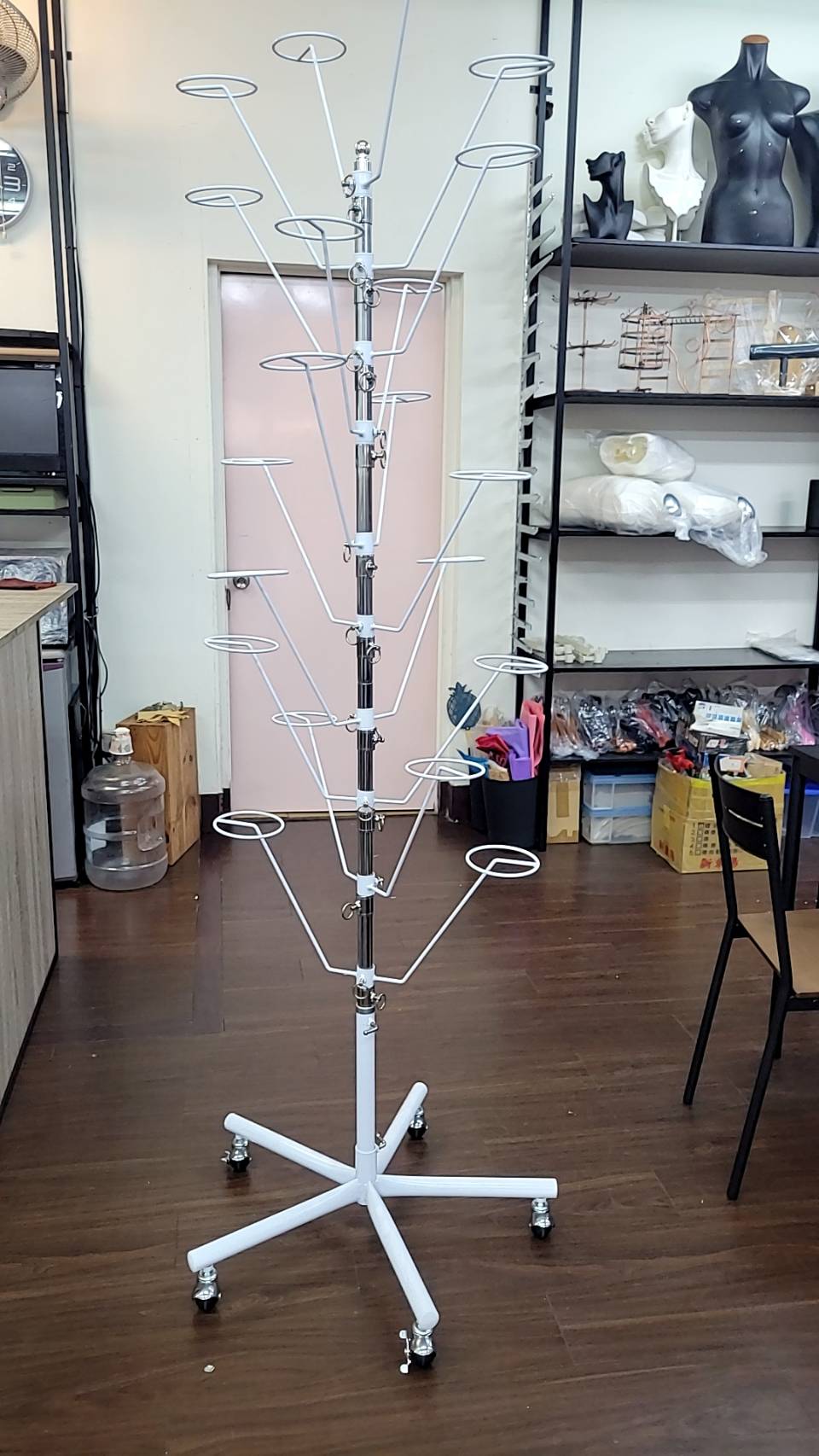 明德模特兒衣架用品社