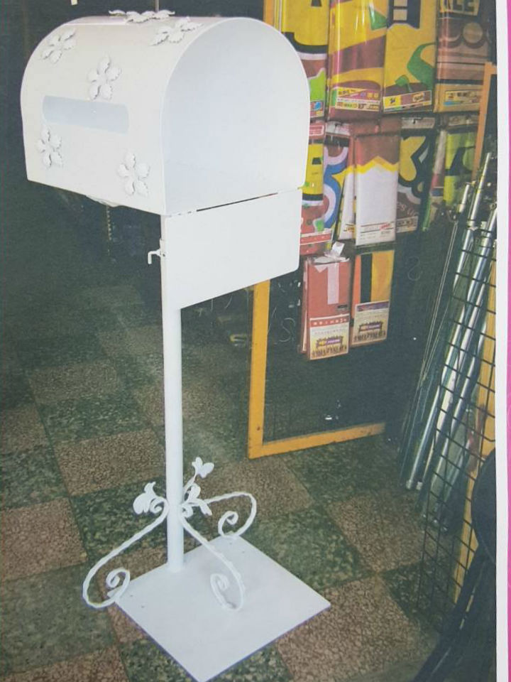 明德模特兒衣架用品社