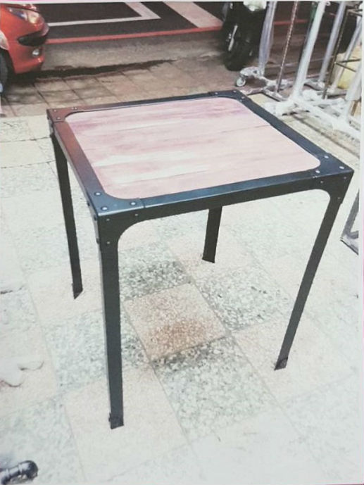 明德模特兒衣架用品社