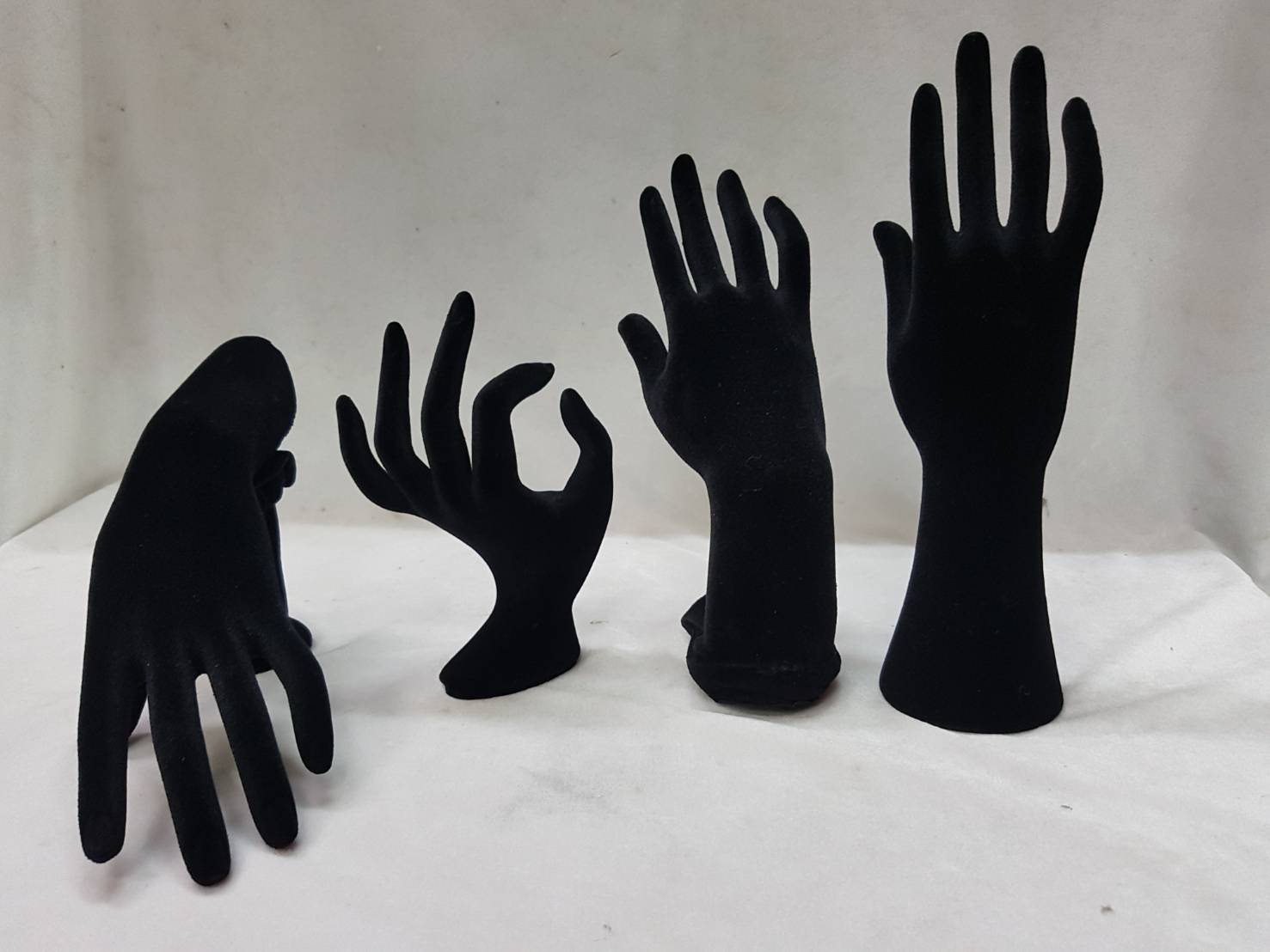 明德模特兒衣架用品社