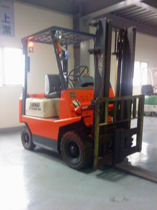 彰化中古堆高機-19.楊鐵FD1.5t-04