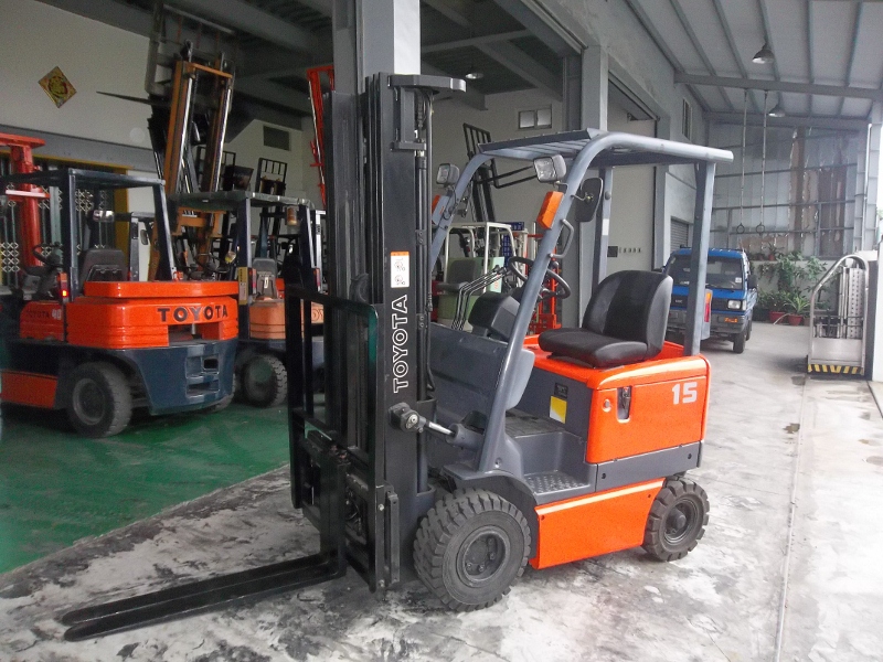 彰化中古堆高機-08.豐田6FB1.5頓