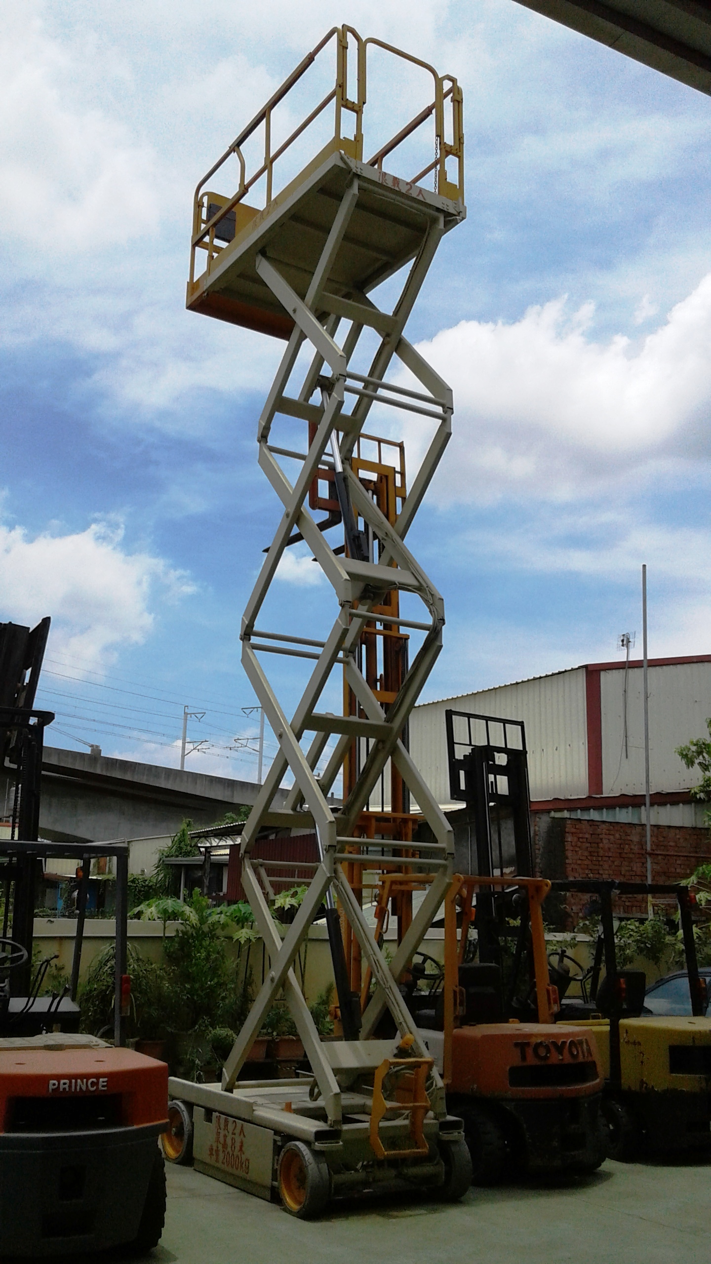 彰化堆高機-高空作業台車