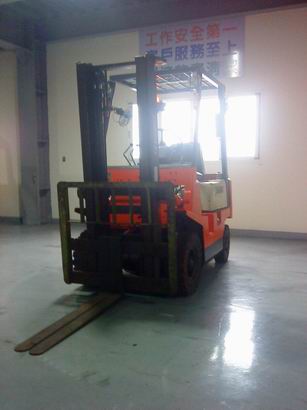 彰化中古堆高機-19.楊鐵FD1.5t