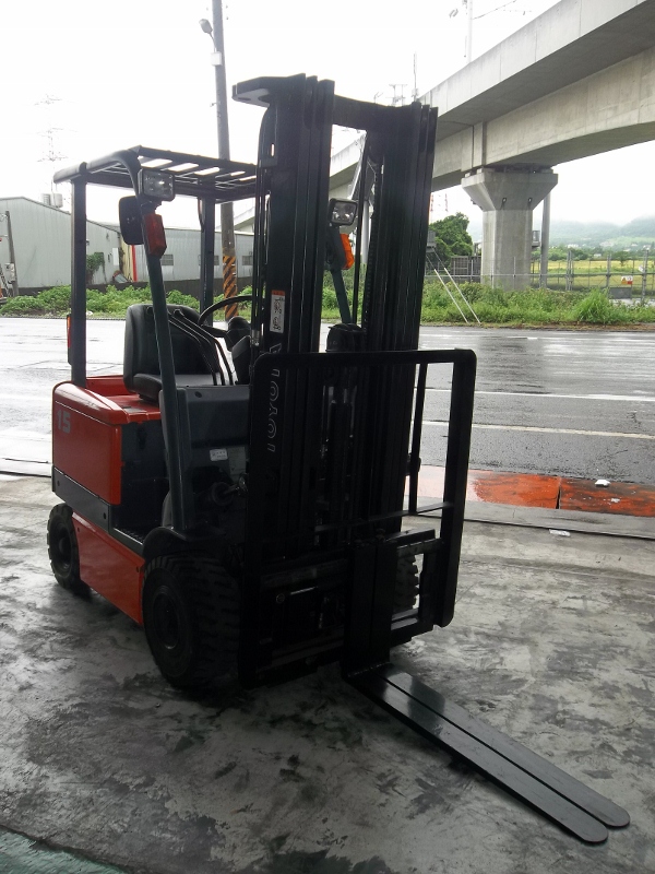 彰化中古堆高機-08.豐田6FB1.5頓-03