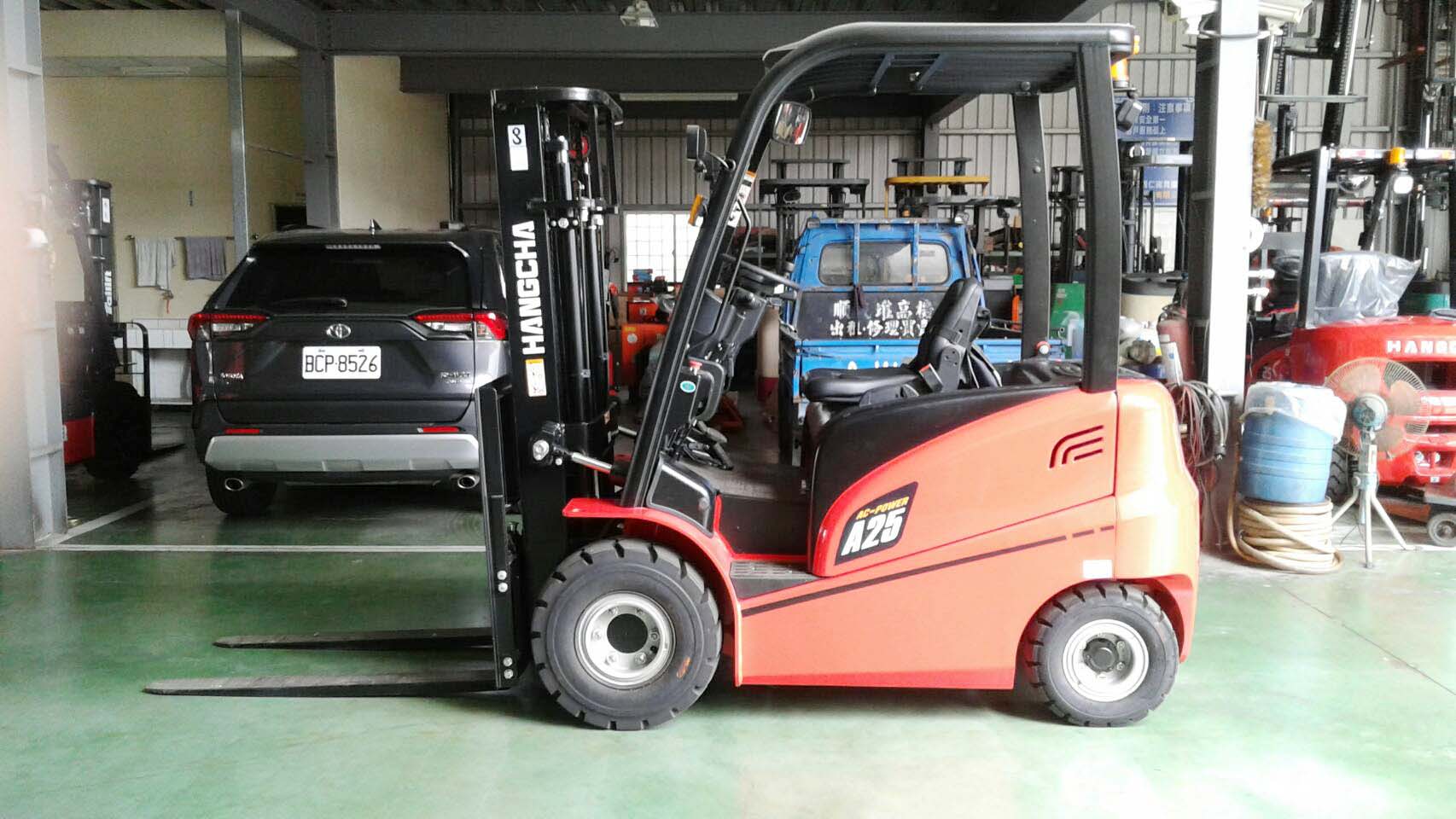 新杭叉電動2.5噸堆高機，兩截三米-彰化堆高機