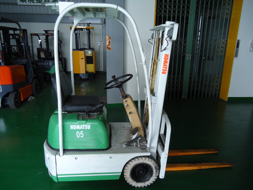 彰化中古堆高機-22.小松0.5t-04