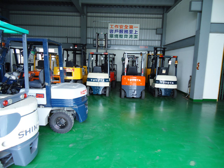 彰化堆高機買賣-順盛興企業有限公司-堆高機