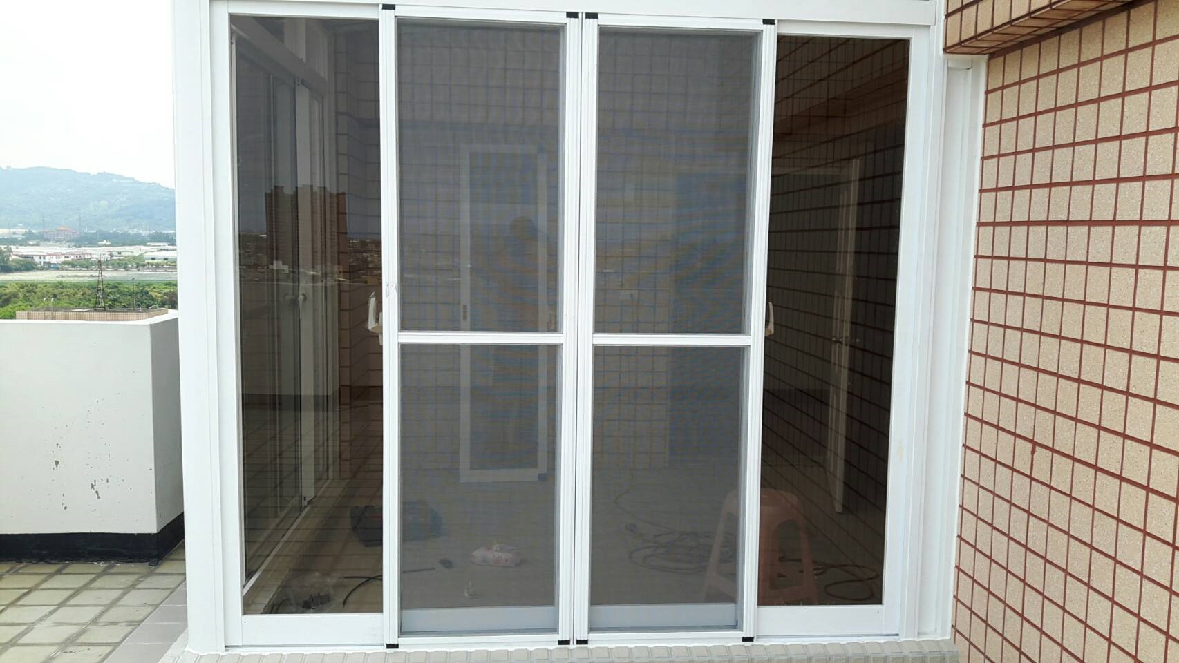 推拉自動玻璃門