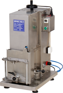 半自動真空旋蓋機