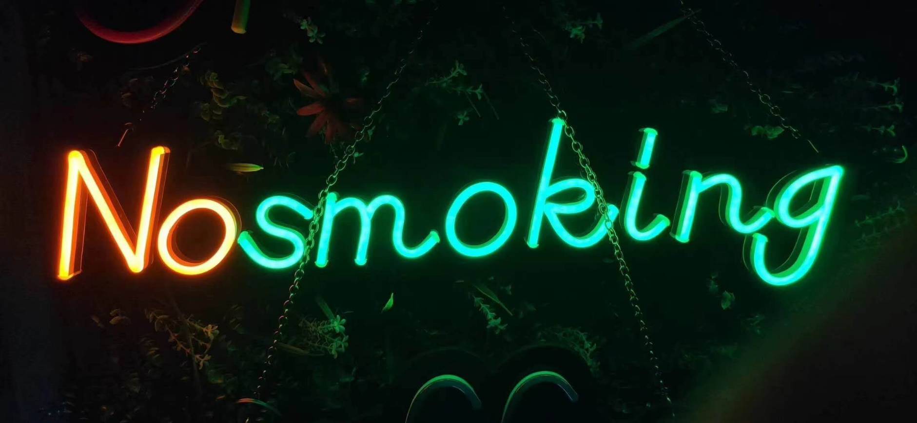 LED霓虹-廣告招牌-階梯廣告招牌3