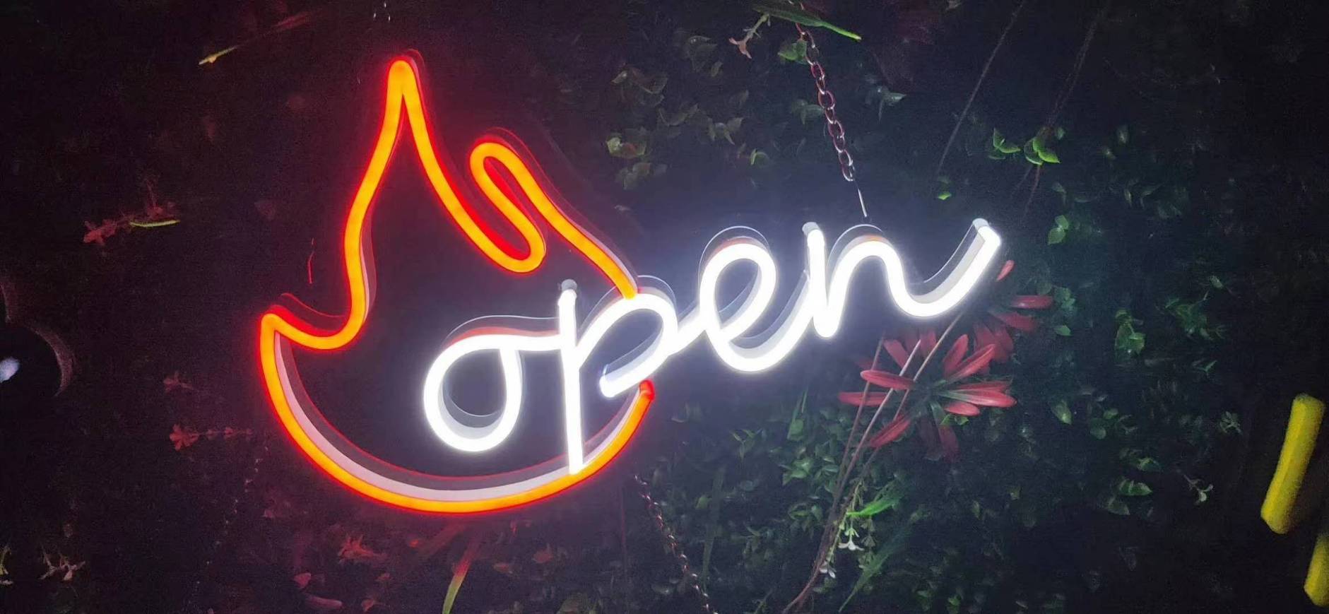 LED霓虹-廣告招牌-階梯廣告招牌5