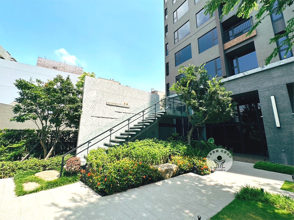 竹北建案-砌花台