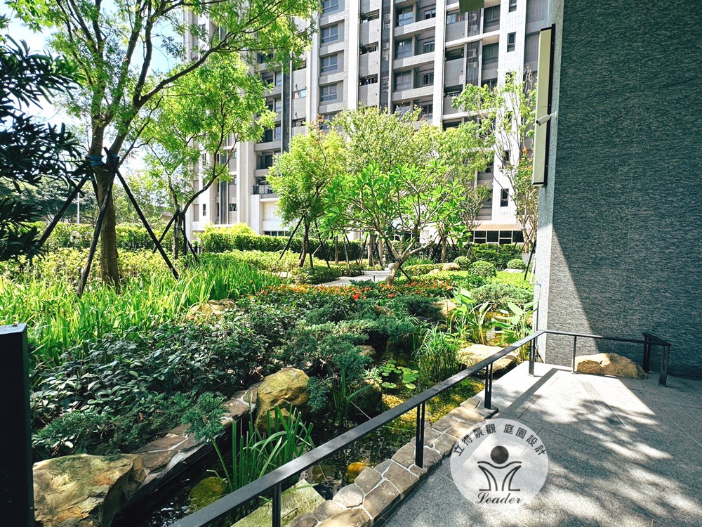 竹北建案-砌花台