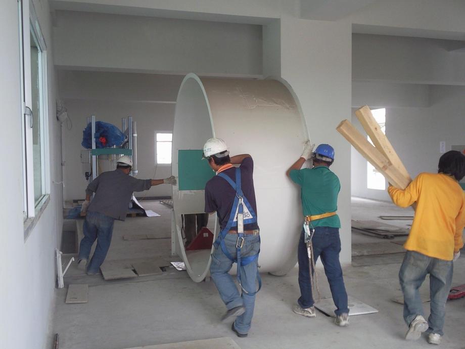 大型桶槽組裝搬運