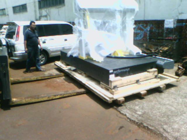 大型3D機台搬運定位