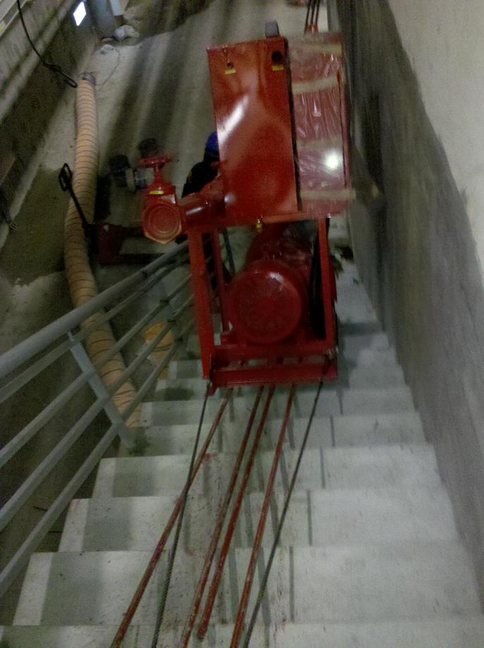 消防幫浦下地下室