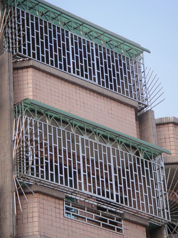 房屋修繕-白鐵鐵窗安裝規劃