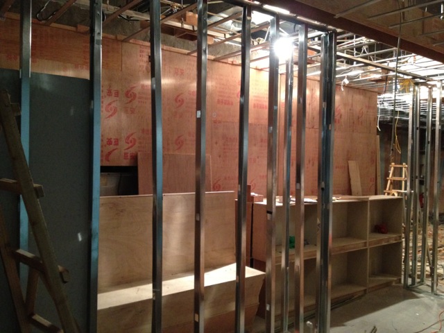 店面設計裝潢-木作隔間中