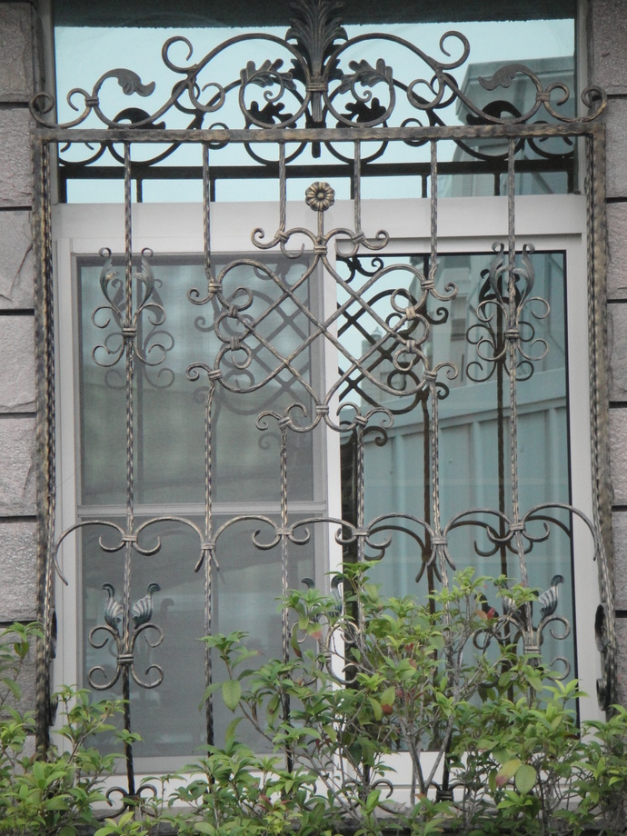 舊房屋翻修-藝術鍛造窗樣式訂做