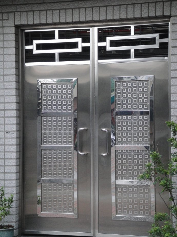 舊屋翻新-白鐵門設計訂作