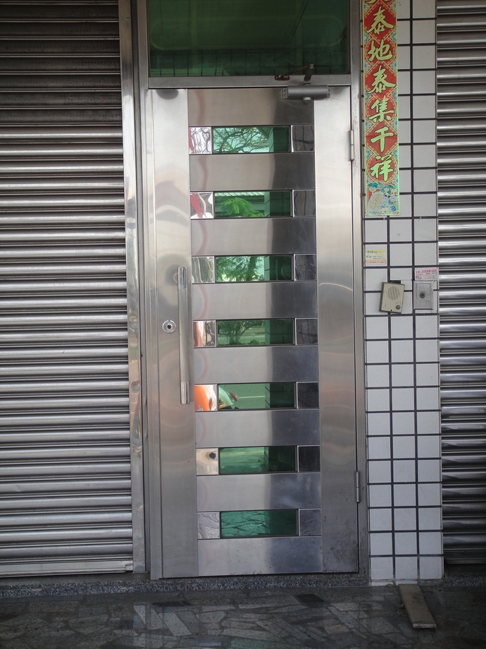 舊屋翻新-白鐵門樣式訂製規劃