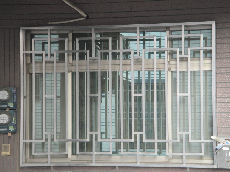 房屋整新修繕-白鐵鐵窗設計