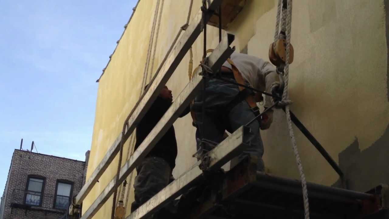 舊屋外牆拉皮-外牆隔熱節能防水施工中