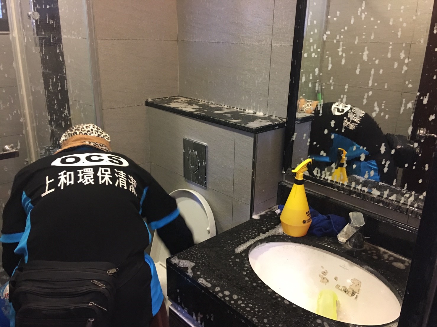 高雄商辦衛浴打掃
