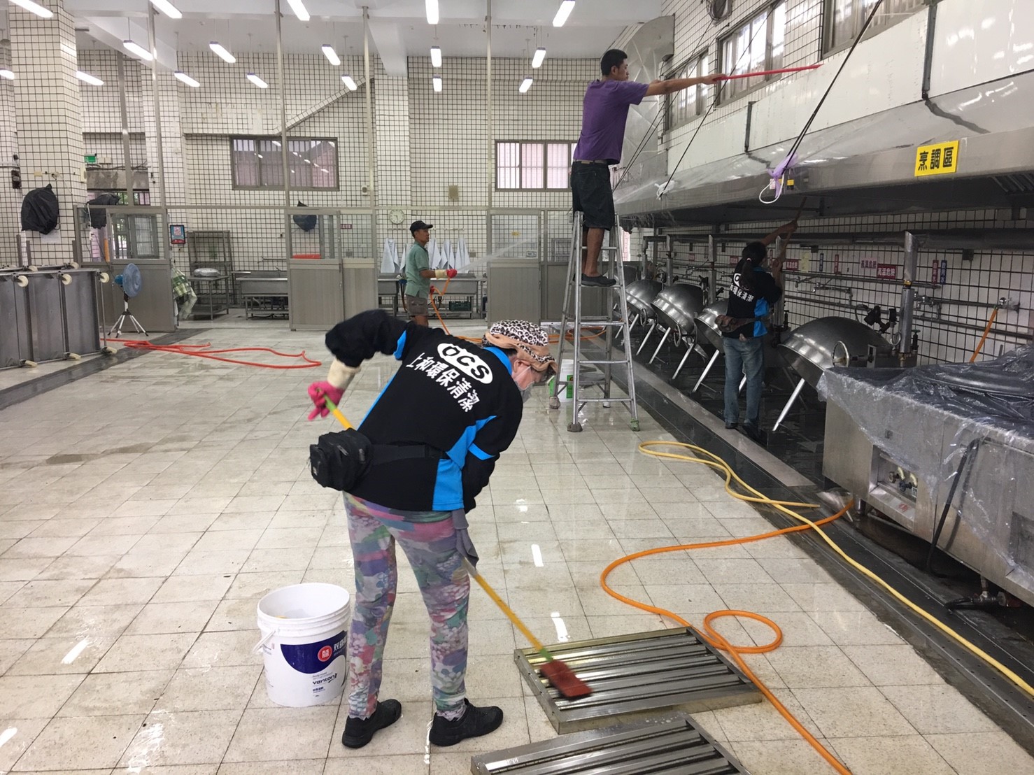 高雄學校廚房清潔打掃