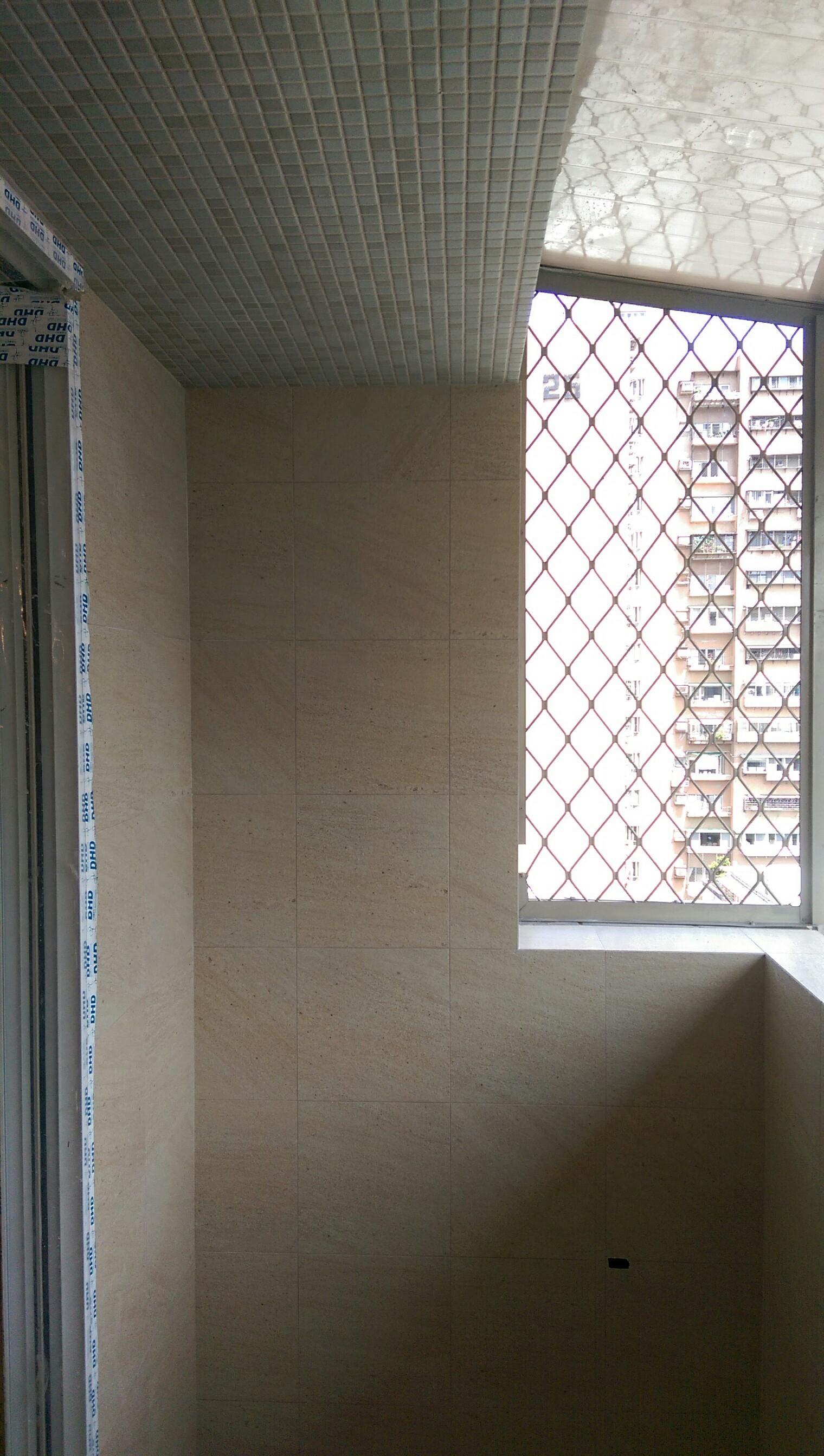 外陽台,壁磚施工,磁磚打孔