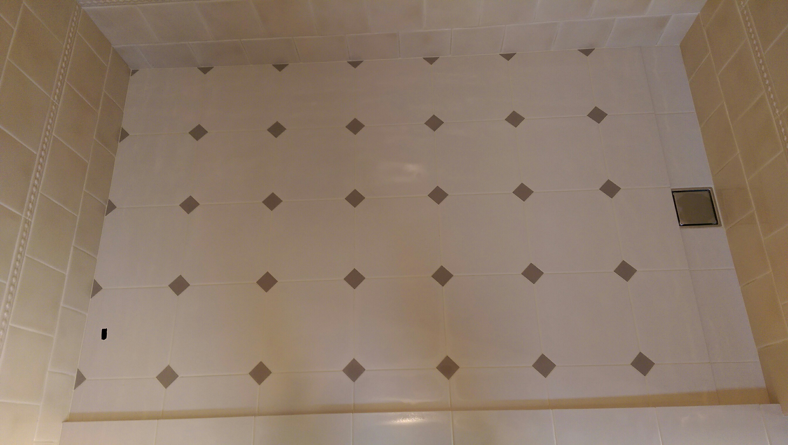 廚房地面磁磚鋪設,磁磚施工