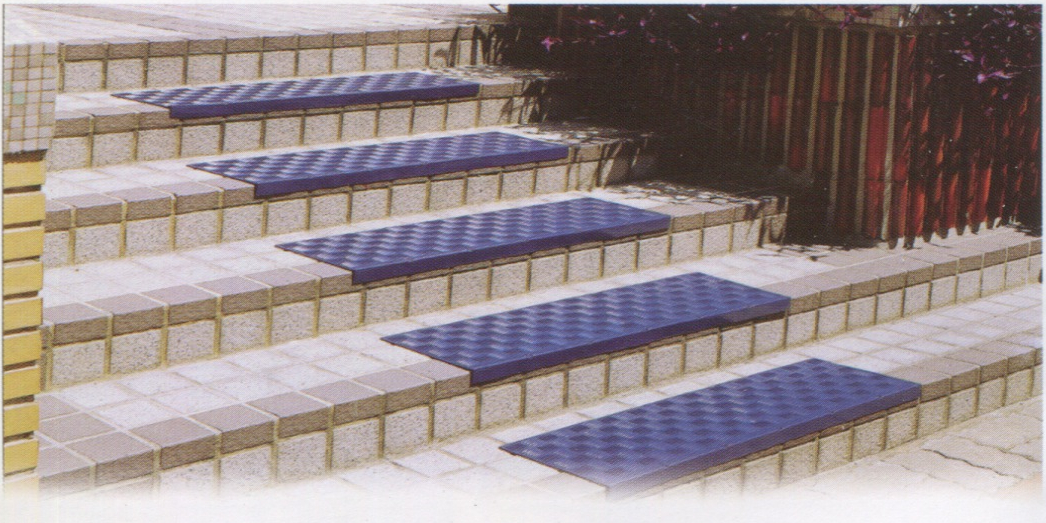 安全防撞地墊價位