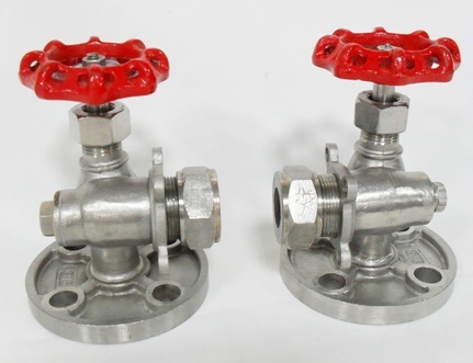 法蘭口液位考克