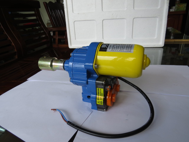 DC直流24V捲揚器(中型)