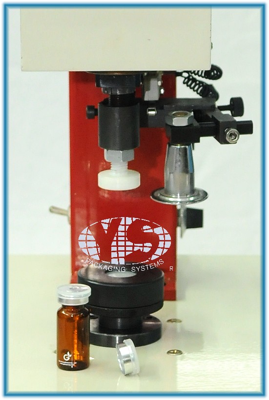 手動鎖鋁蓋機(鎖玻璃氨瓶機)