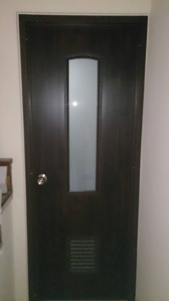 浴廁鋁門，塑鋼門