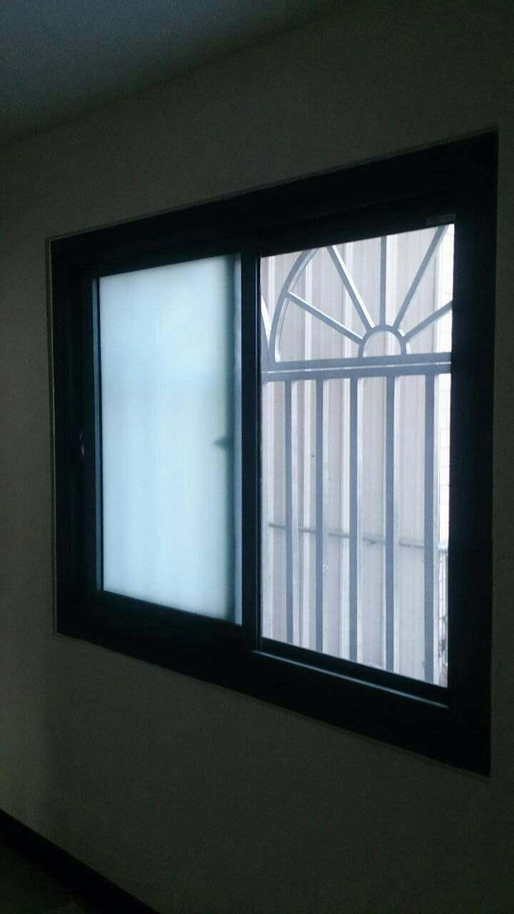 氣密窗2