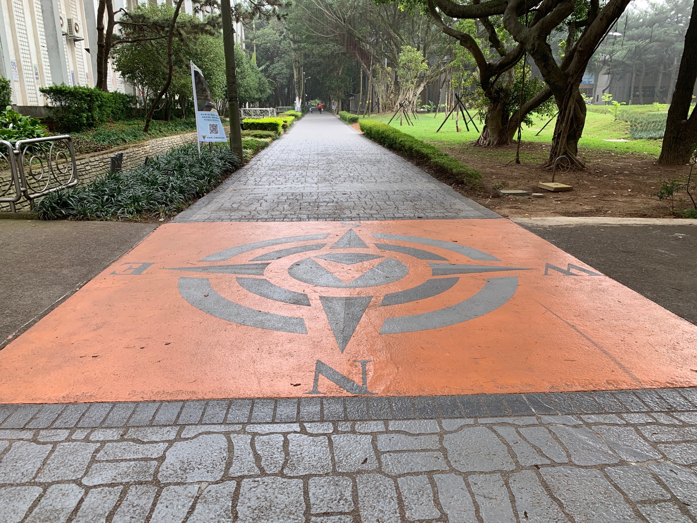 彩繪噴花止滑地坪-彩騰圖案