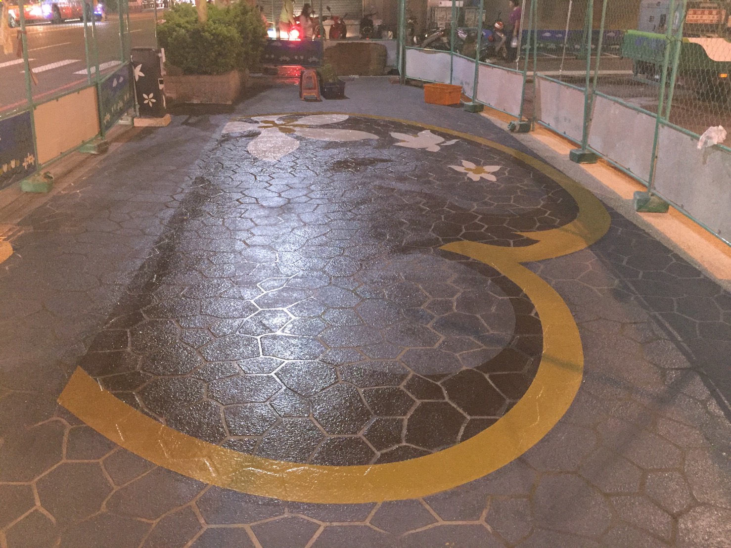 彩繪噴花止滑地坪-彩騰圖案