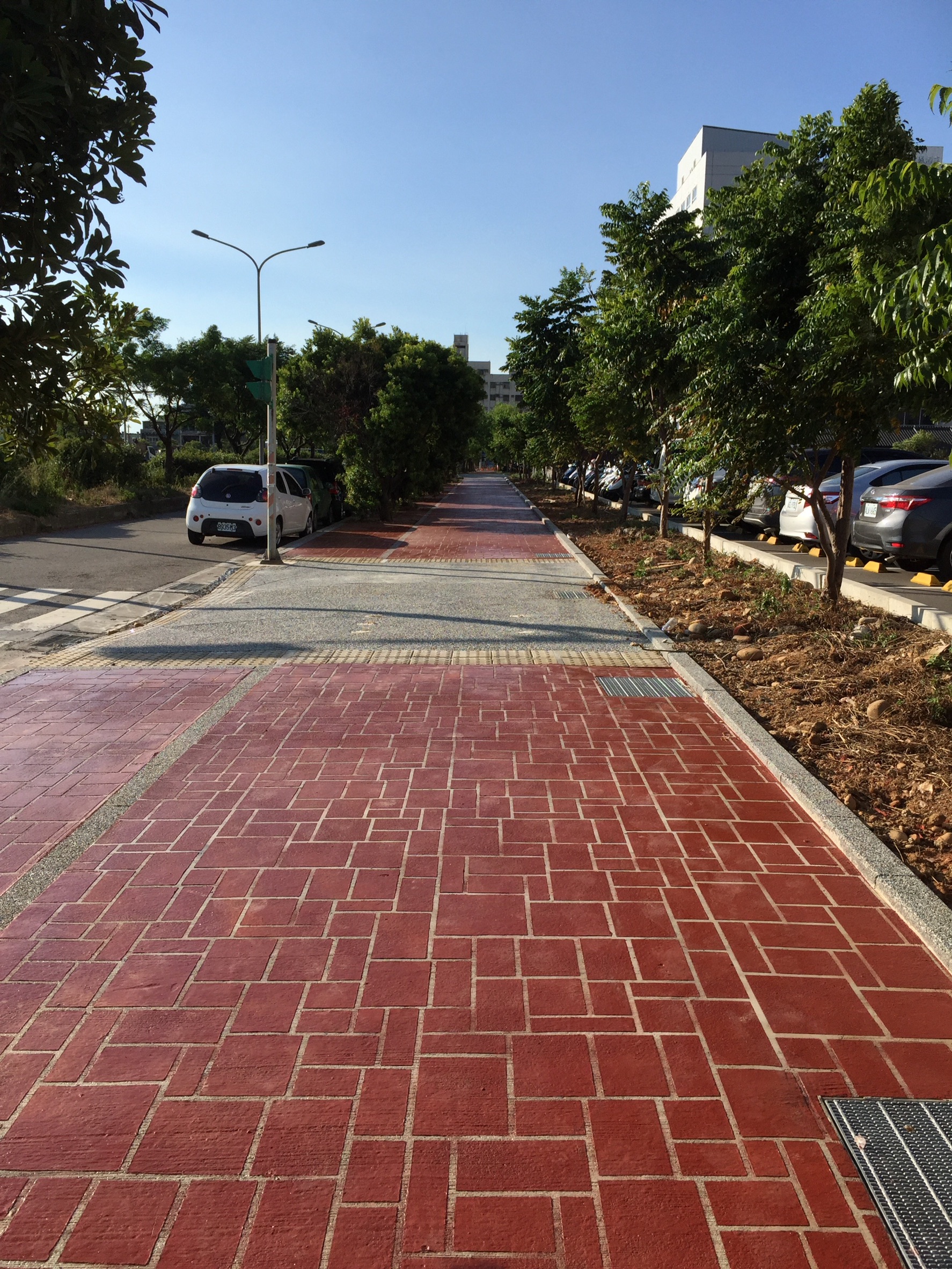 彩繪噴花止滑地坪-彩騰圖案