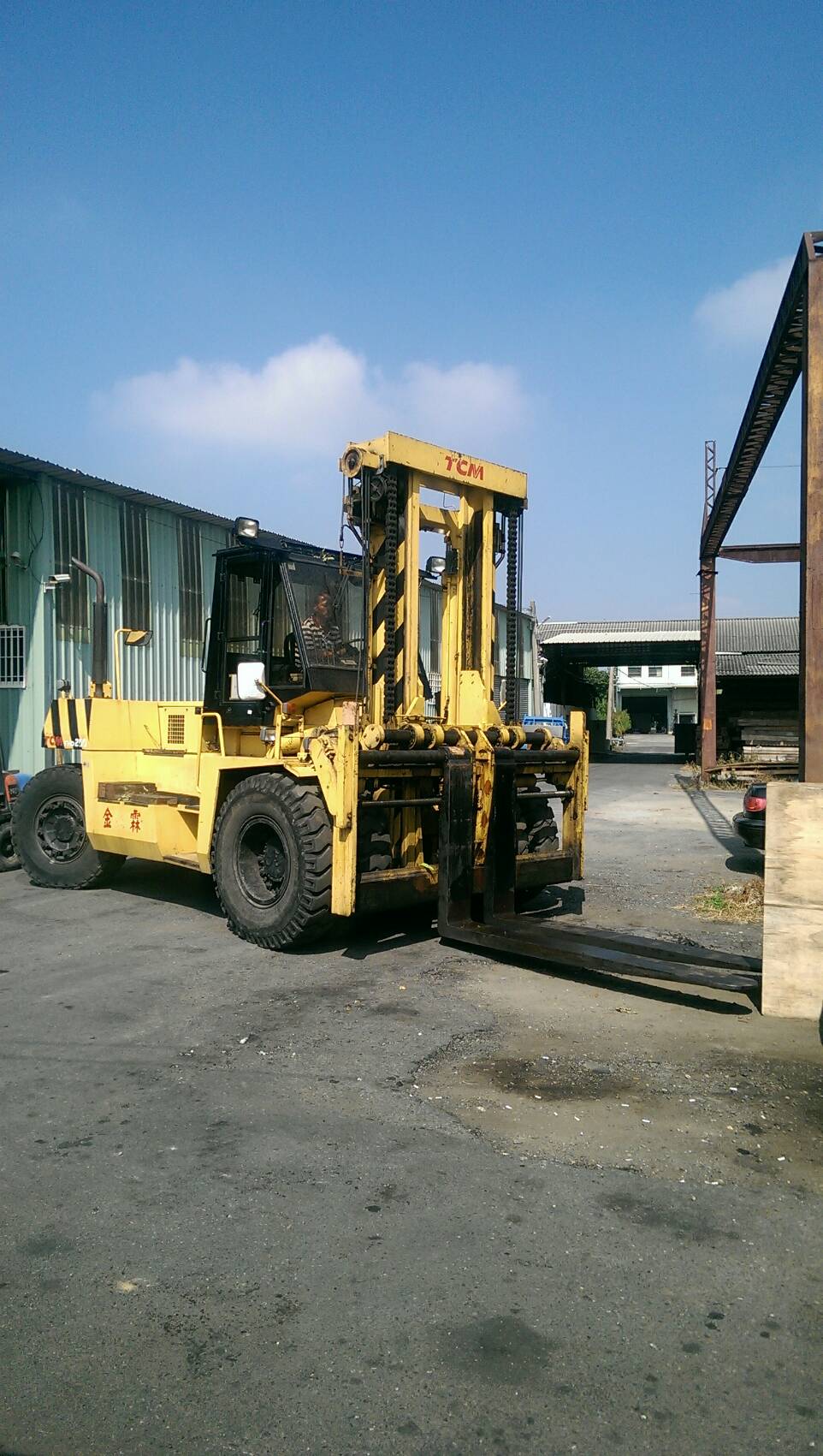 大型堆高機出租